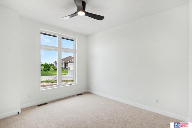 7222 N 49th Street, Lincoln, NE 68514