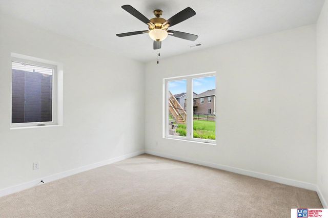 7222 N 49th Street, Lincoln, NE 68514