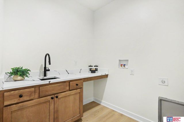 7222 N 49th Street, Lincoln, NE 68514