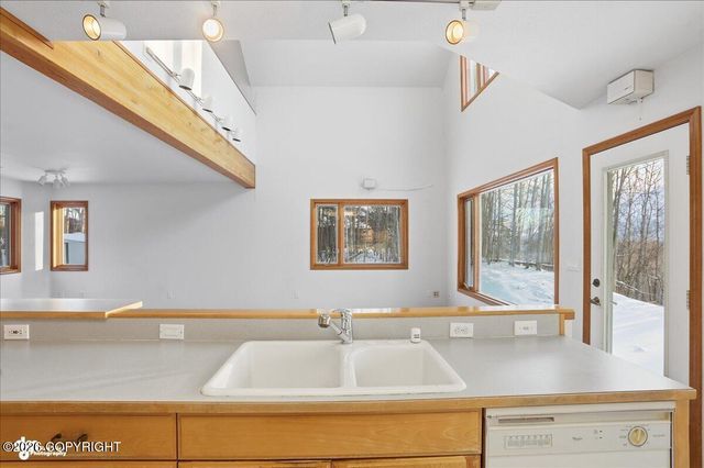 8150 E Duchess Drive, Palmer, AK 99645