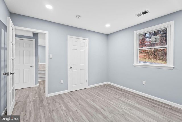 4302 HENDERSON RD, Temple Hills, MD 20748