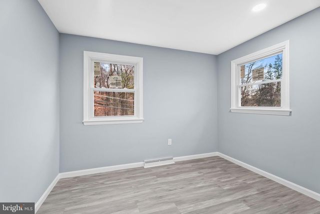 4302 HENDERSON RD, Temple Hills, MD 20748