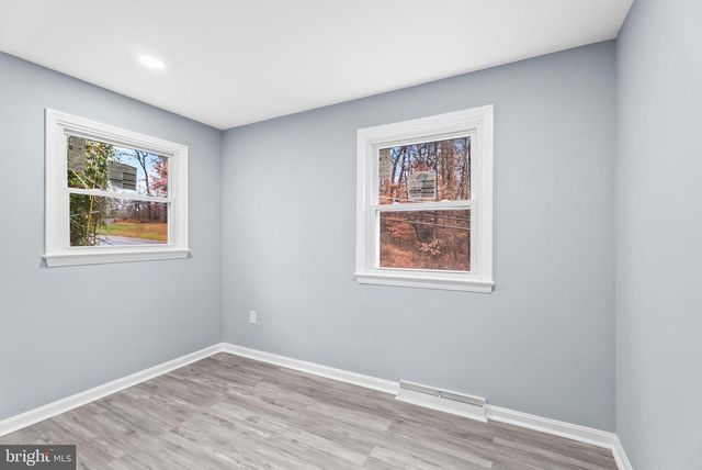 4302 HENDERSON RD, Temple Hills, MD 20748