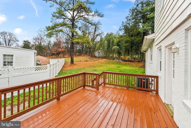 4302 HENDERSON RD, Temple Hills, MD 20748