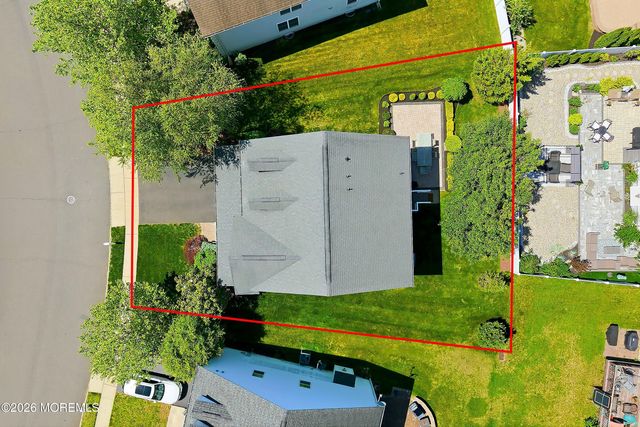9 Nutley Drive, Manalapan, NJ 07726