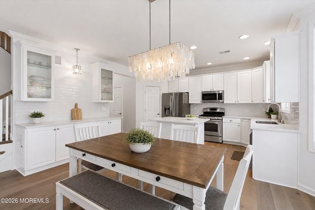 9 Nutley Drive, Manalapan, NJ 07726