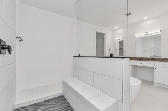 5616 Savyon Drive, Houston, TX 77091