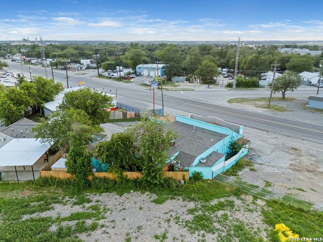 7222 New Laredo Highway, San Antonio, TX 78211