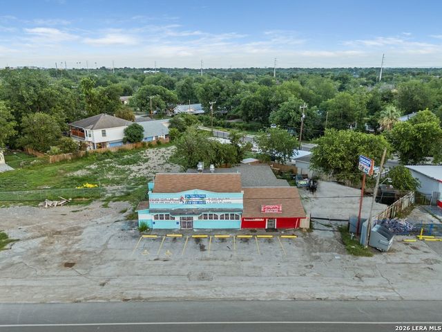 7222 New Laredo Highway, San Antonio, TX 78211