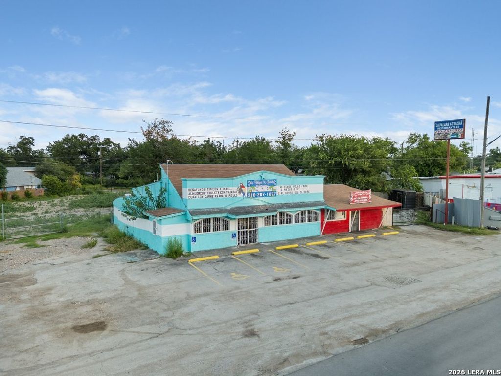 7222 New Laredo Highway, San Antonio, TX 78211