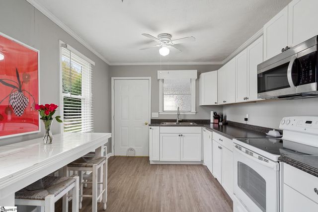 200 Duke Street, Easley, SC 29640