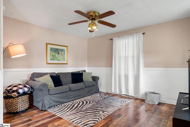 200 Duke Street, Easley, SC 29640