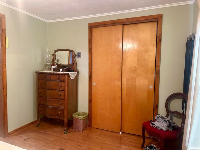 1723 PERSHING Boulevard, Clinton, IA 52732