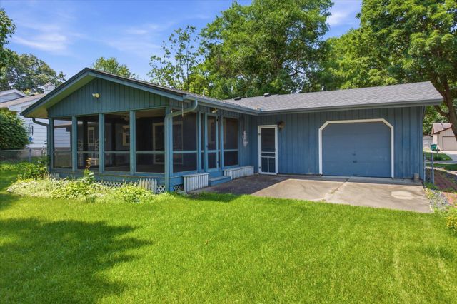 2273 Pleasant View Drive, New Brighton, MN 55112