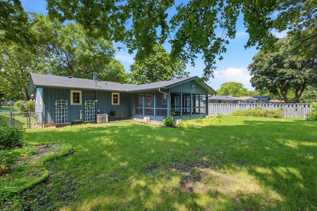 2273 Pleasant View Drive, New Brighton, MN 55112