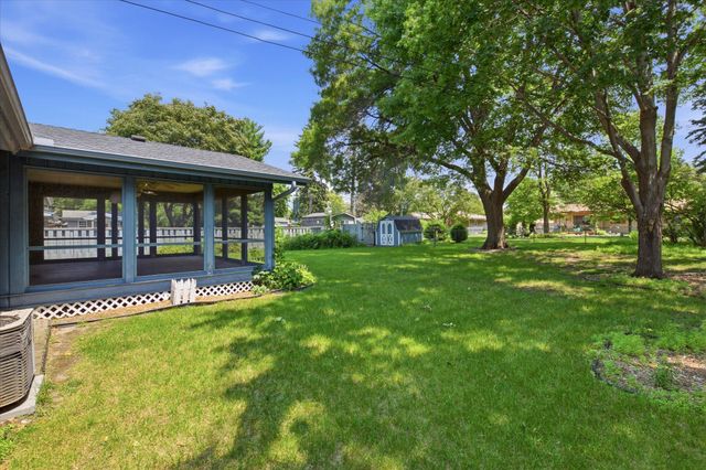 2273 Pleasant View Drive, New Brighton, MN 55112
