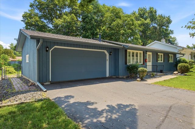 2273 Pleasant View Drive, New Brighton, MN 55112