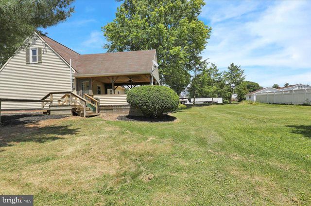 592 MULBERRY, Elizabethtown, PA 17022