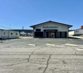602 S Kentucky Avenue, Joplin, MO 64801