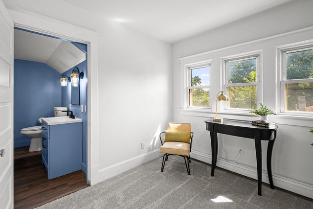 2706 OAK Street, Bettendorf, IA 52722