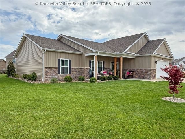 244 Steve Circle, Hurricane, WV 25526
