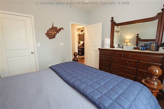244 Steve Circle, Hurricane, WV 25526