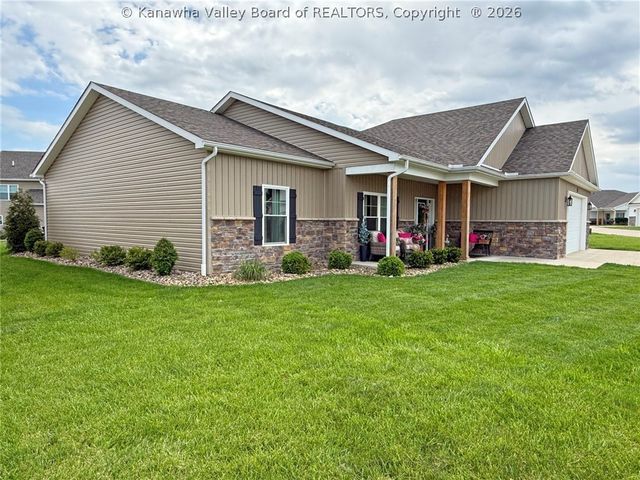244 Steve Circle, Hurricane, WV 25526