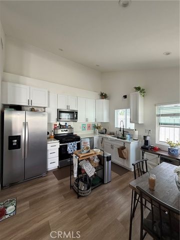 18649 Willard Street, Reseda (los Angeles), CA 91335