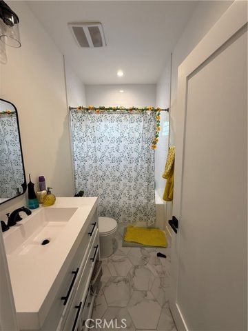 18649 Willard Street, Reseda (los Angeles), CA 91335