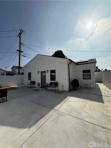 18649 Willard Street, Reseda (los Angeles), CA 91335