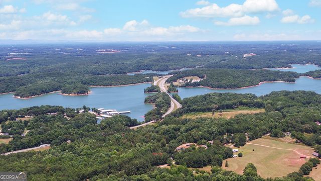 21 Blossom Trail, Lavonia, GA 30553