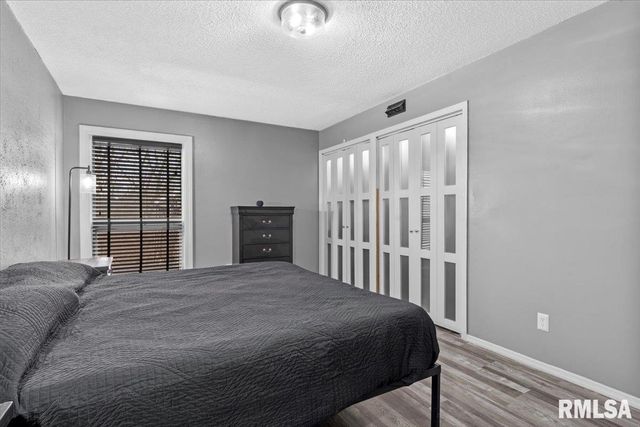 1914 Jeanette Ln Apt 6, Springfield, IL 62702