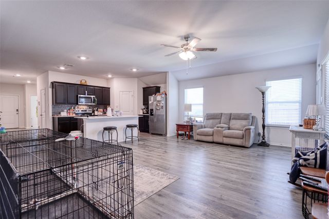 224 Crookedfield Drive, Nevada, TX 75173