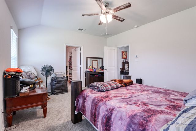224 Crookedfield Drive, Nevada, TX 75173