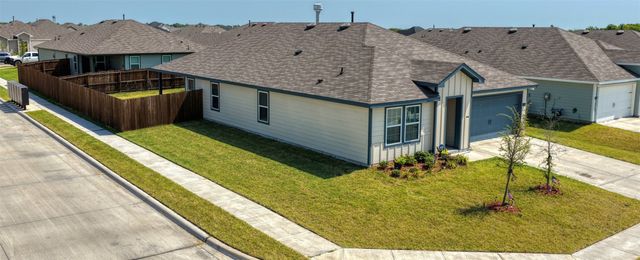 224 Crookedfield Drive, Nevada, TX 75173