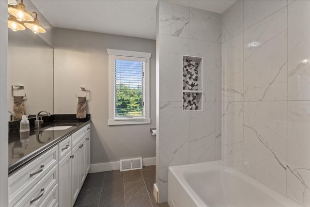 3255 Yankee Street, Niles, MI 49120