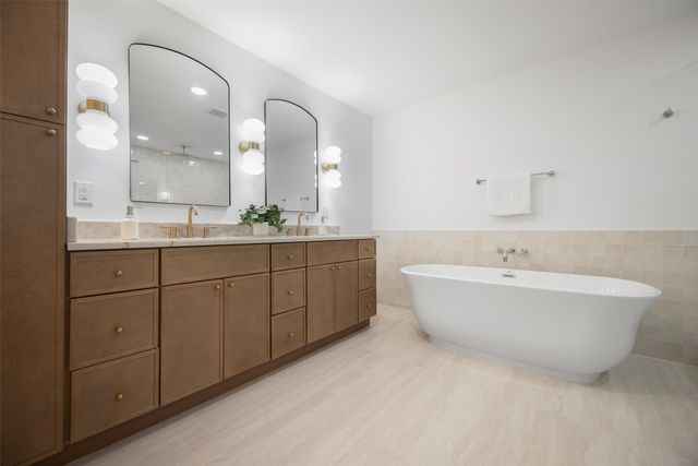 4565 Forest Bend Road, Dallas, TX 75244