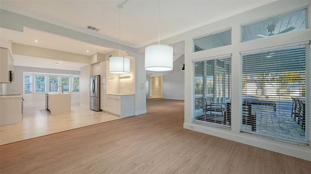 940 ALAMEDA WAY, Sarasota, FL 34234