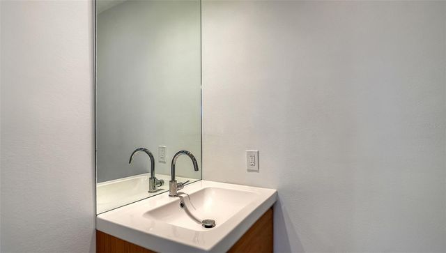 940 ALAMEDA WAY, Sarasota, FL 34234