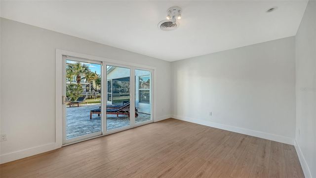 940 ALAMEDA WAY, Sarasota, FL 34234