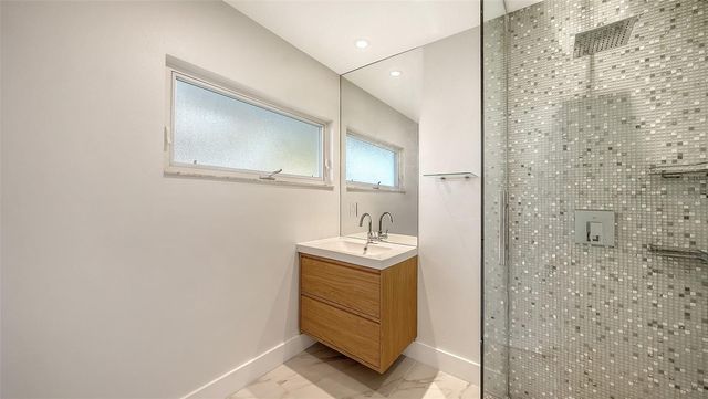 940 ALAMEDA WAY, Sarasota, FL 34234