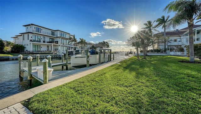 940 ALAMEDA WAY, Sarasota, FL 34234