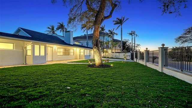 940 ALAMEDA WAY, Sarasota, FL 34234