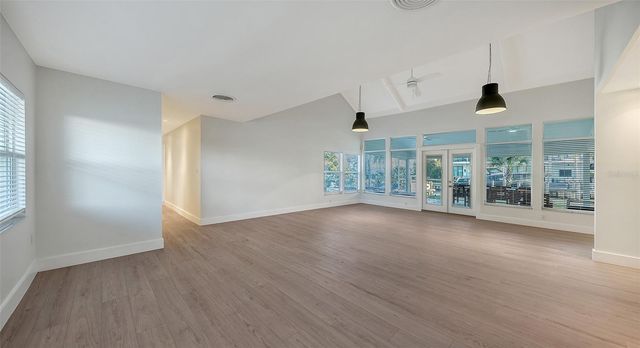 940 ALAMEDA WAY, Sarasota, FL 34234