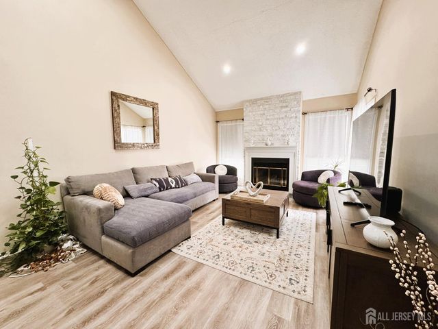 4-C Rutherford Hayes Drive, Monroe, NJ 08831