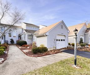4-C Rutherford Hayes Drive, Monroe, NJ 08831