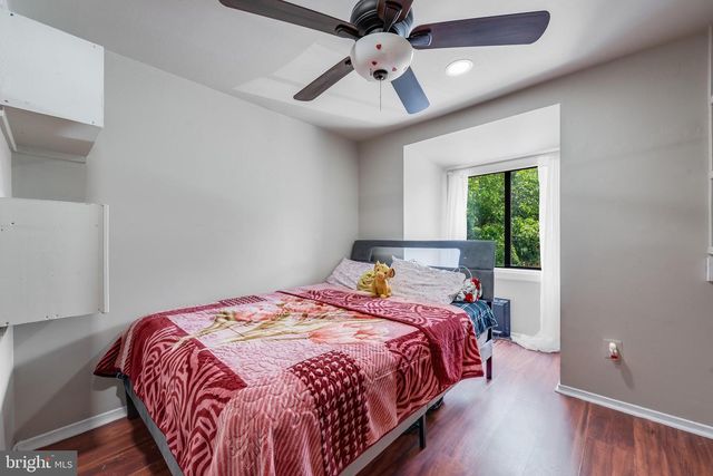 9437 CHADBURN PL, Montgomery Village, MD 20886