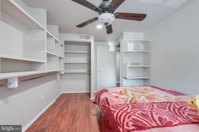 9437 CHADBURN PL, Montgomery Village, MD 20886