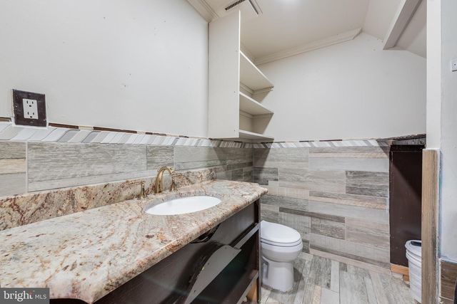 9437 CHADBURN PL, Montgomery Village, MD 20886