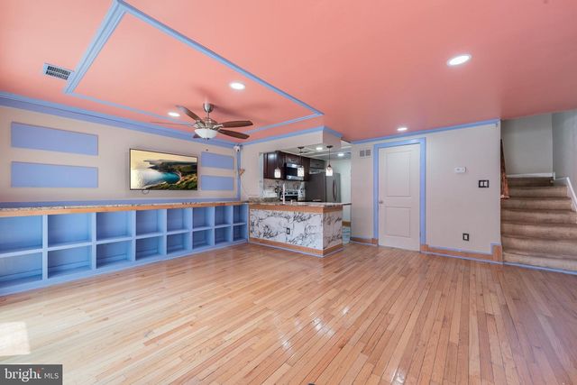 9437 CHADBURN PL, Montgomery Village, MD 20886